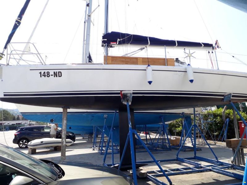 Navis 27