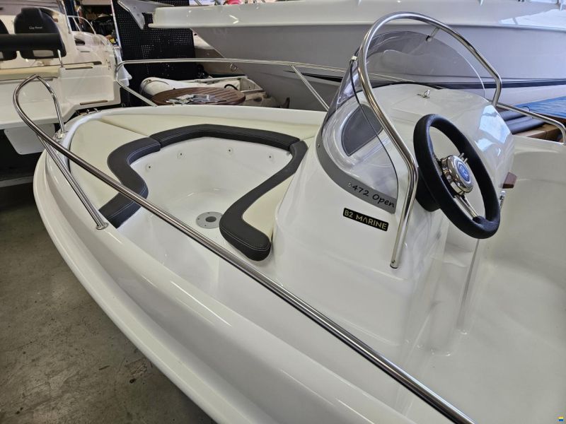 B2 Marine Cap Ferret 472 Open
