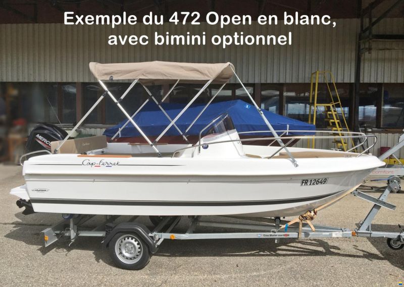 B2 Marine Cap Ferret 472 Open