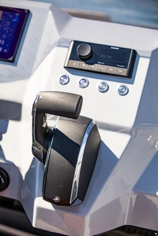 Rand Boats Source 22