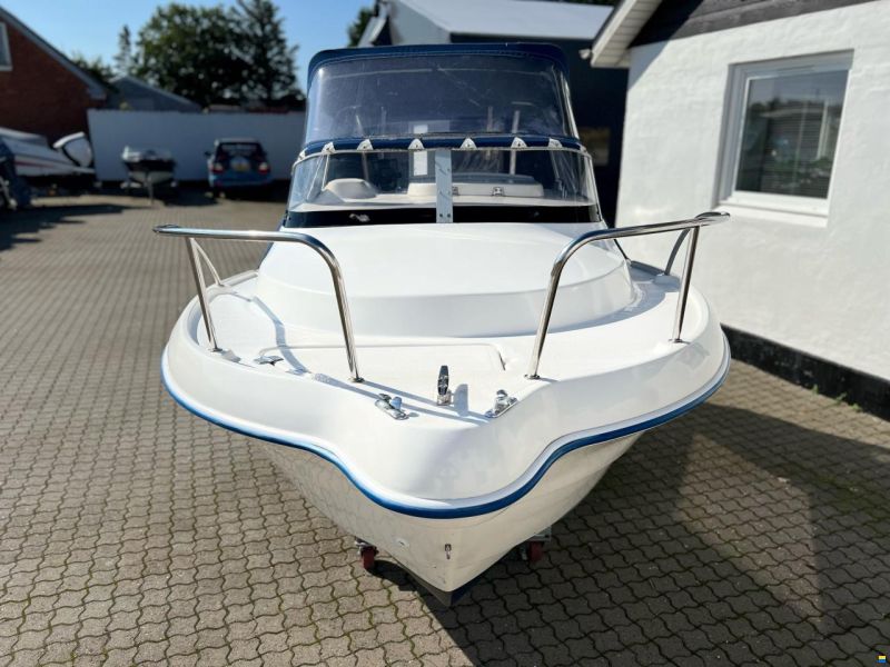 Quicksilver 450 Cabin, Mercury 40 HK