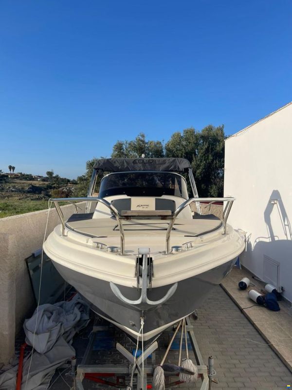 As Marine 590 Walk Around + Honda BF40E