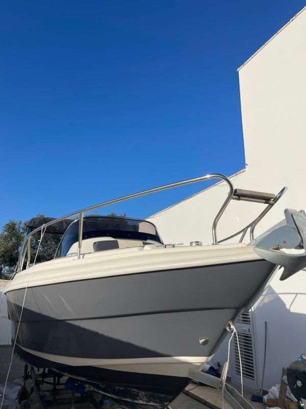 As Marine 590 Walk Around + Honda BF40E