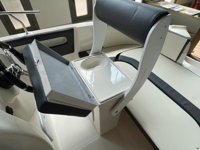 As Marine 590 Walk Around + Honda BF40E