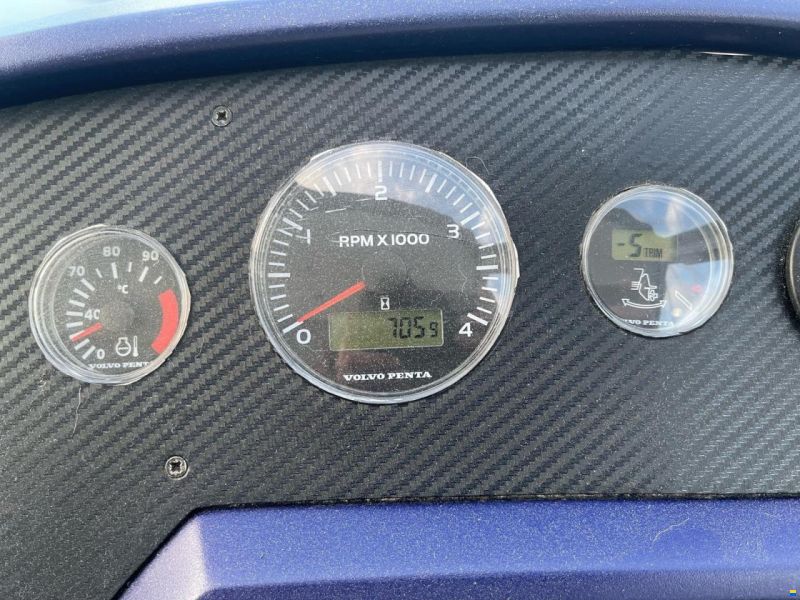 Sealine S38