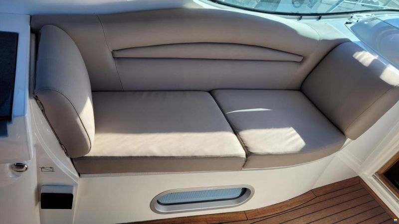 Sealine S38
