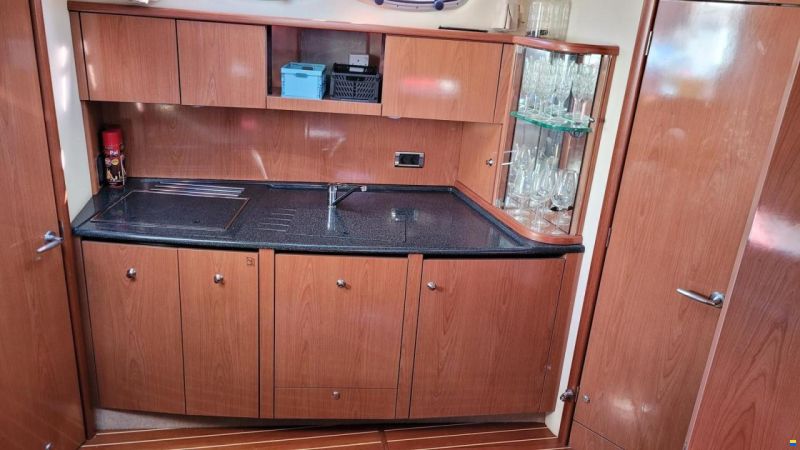 Sealine S38