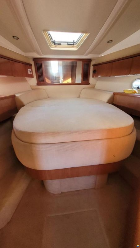Sealine S38