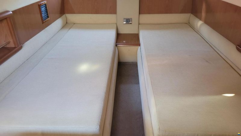 Sealine S38