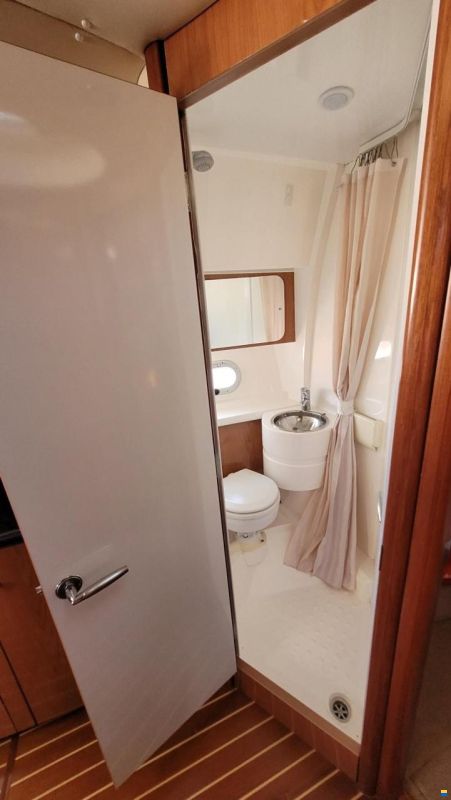 Sealine S38