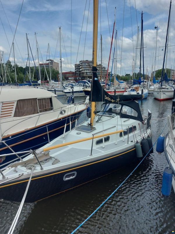Jachtwerf Edor Defender 27