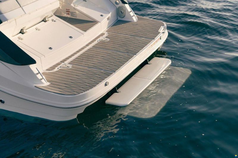 Sea Ray Sundancer 370