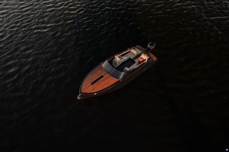 VTS Boats Flying Shark 7.7 Classic