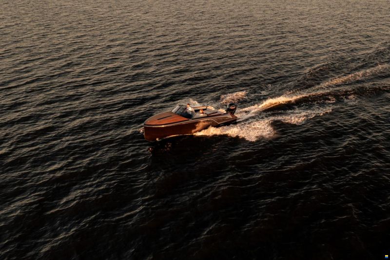 VTS Boats Flying Shark 7.7 Classic