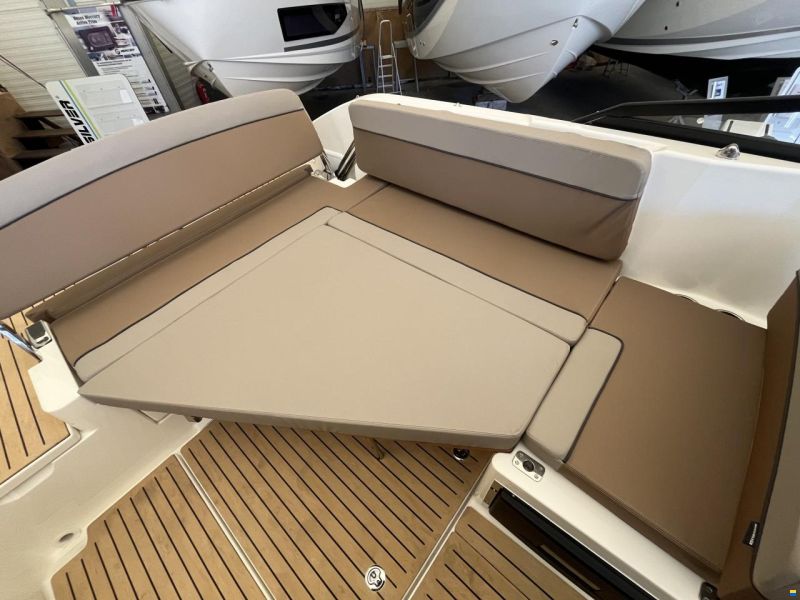 Quicksilver ACTIV 675 CRUISER