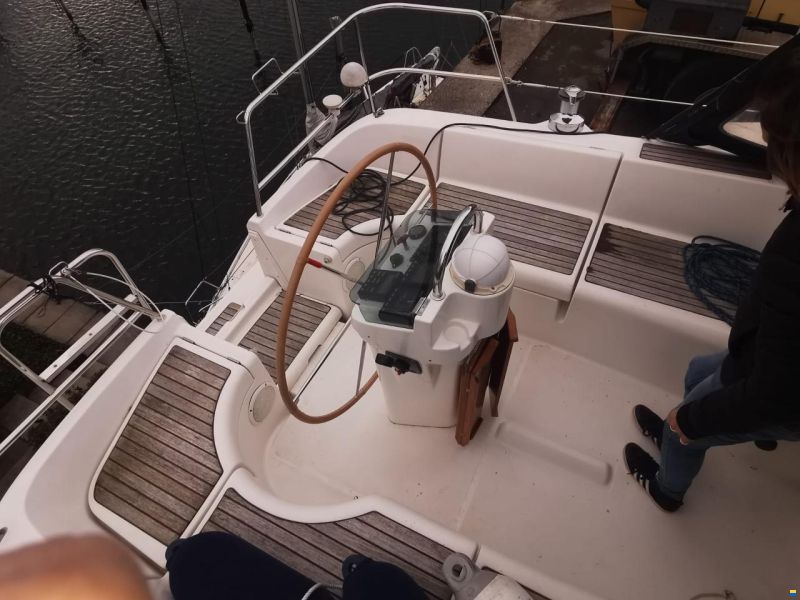 Beneteau 361