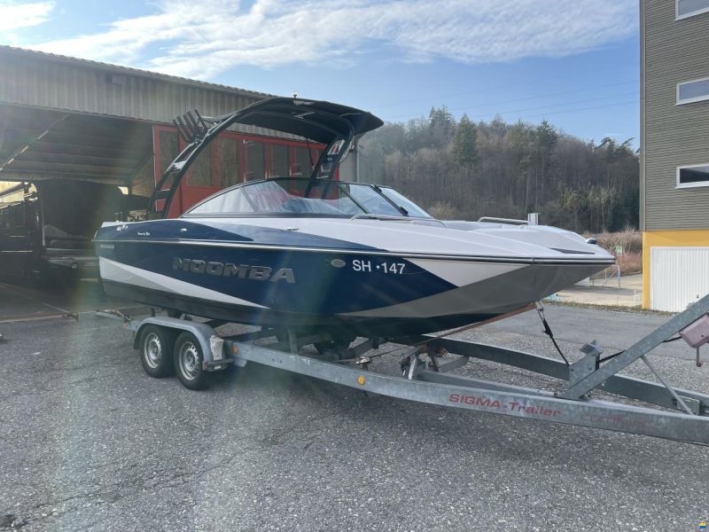Moomba Mondo