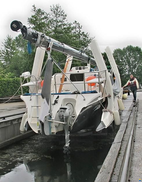 Corsair 36 folding trimaran