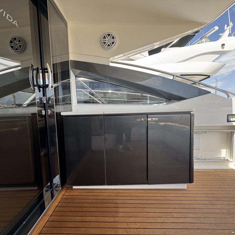 Princess V57