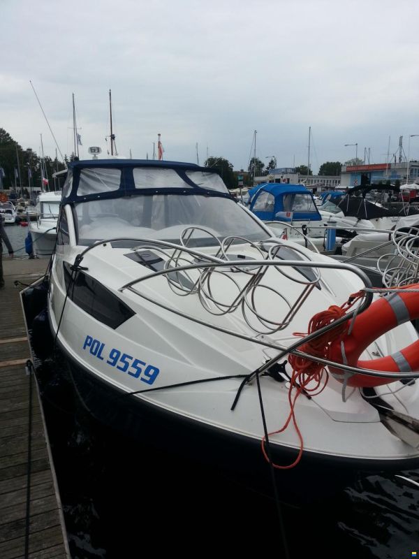 Delphia Quicksiler 890 Cruiser
