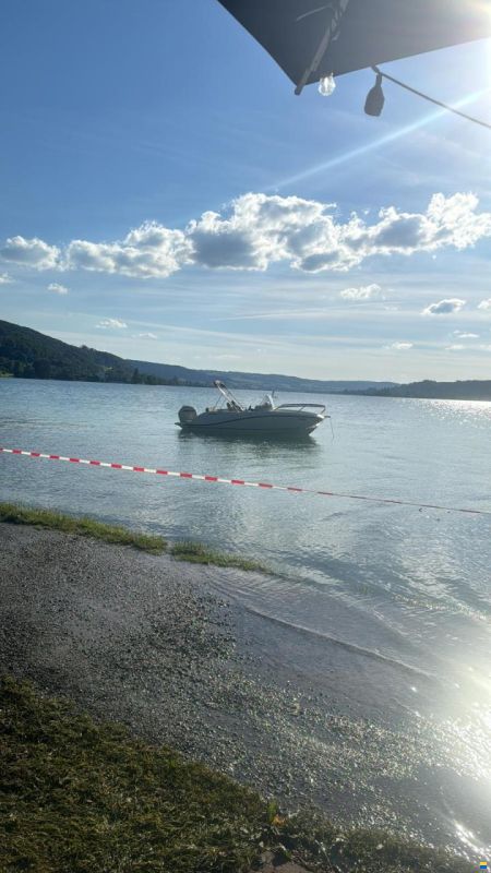 Quicksilver Active 605