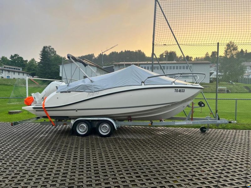 Quicksilver Active 605