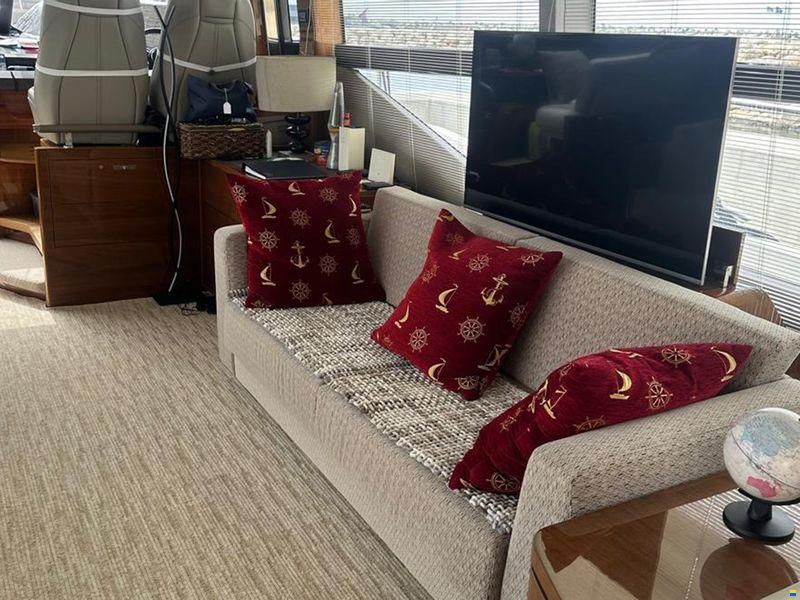 Sunseeker 68
