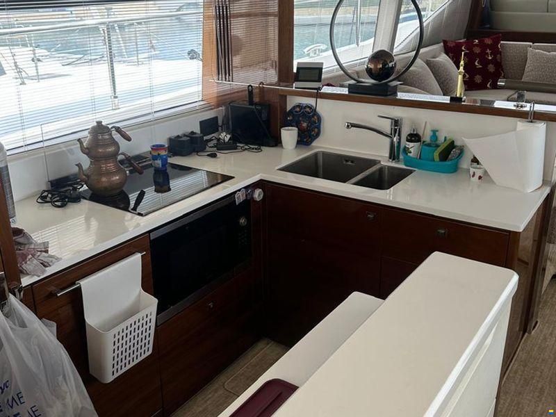Sunseeker 68