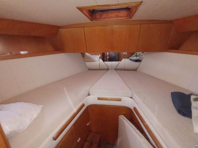 Ferretti Altura 424
