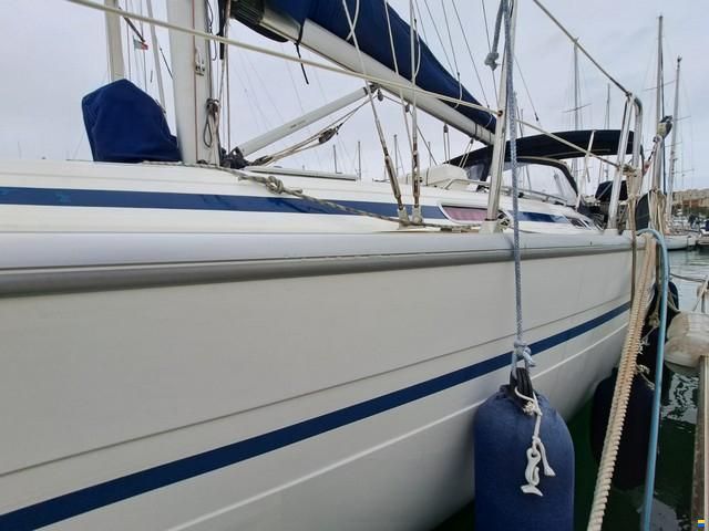 Bavaria 38