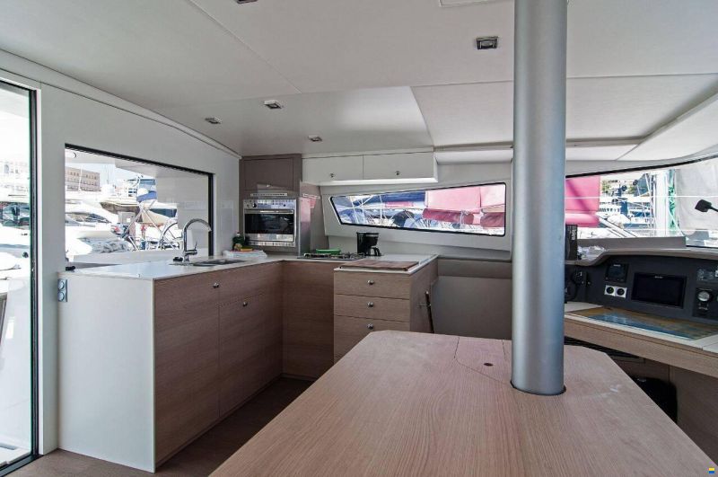 Bali Catamarans 4.5 A/C