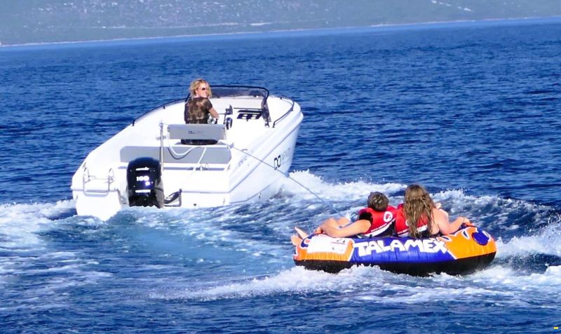 Infinity 575 MC