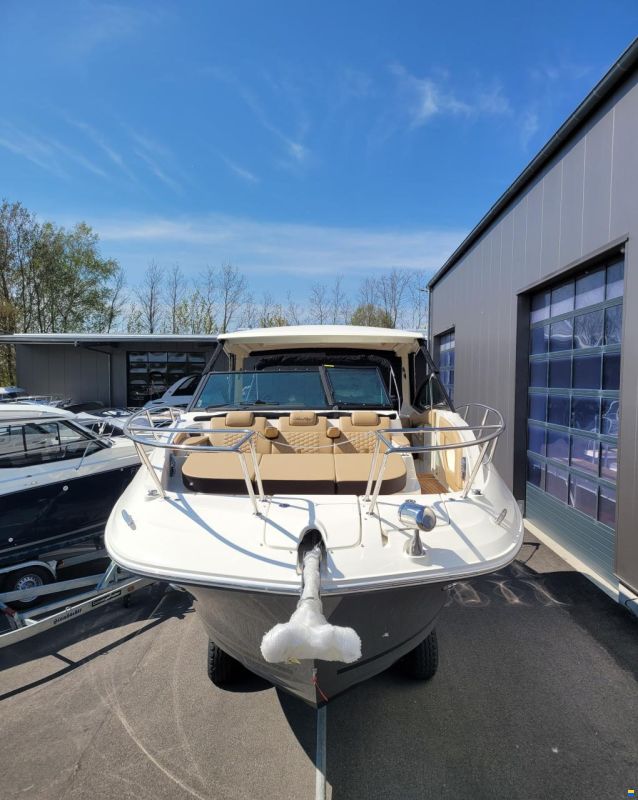 Sea Ray 320 DAE Sundancer