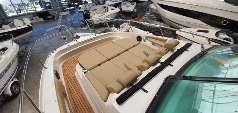 Sea Ray 320 DAE Sundancer