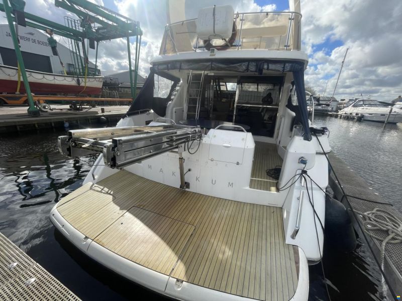 Fairline Squadron 59