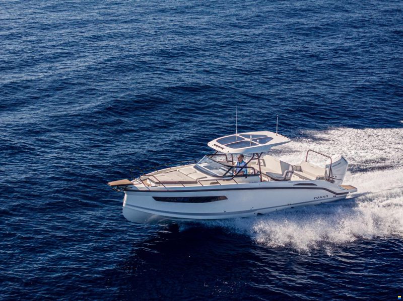 Navan  S30 / Verado 400cv