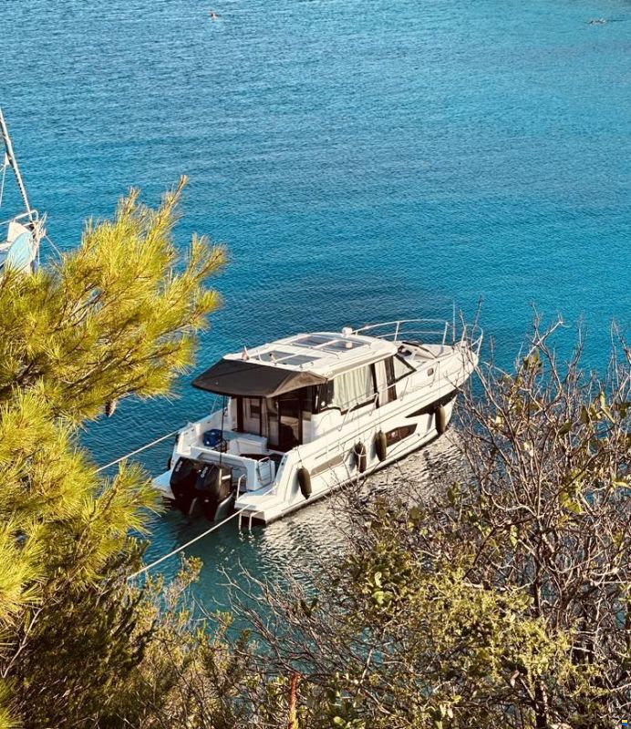 Jeanneau Merry Fisher 1095