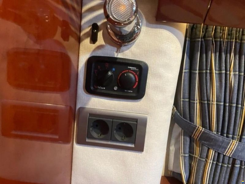 Fairline 43