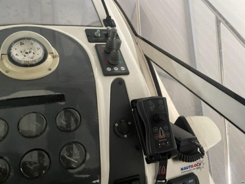 Fairline 43