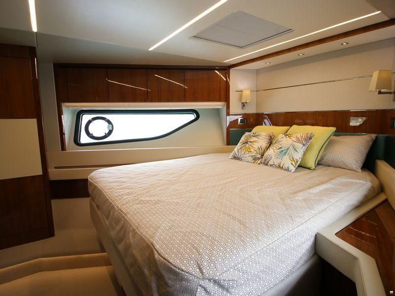 Sunseeker Predator 74