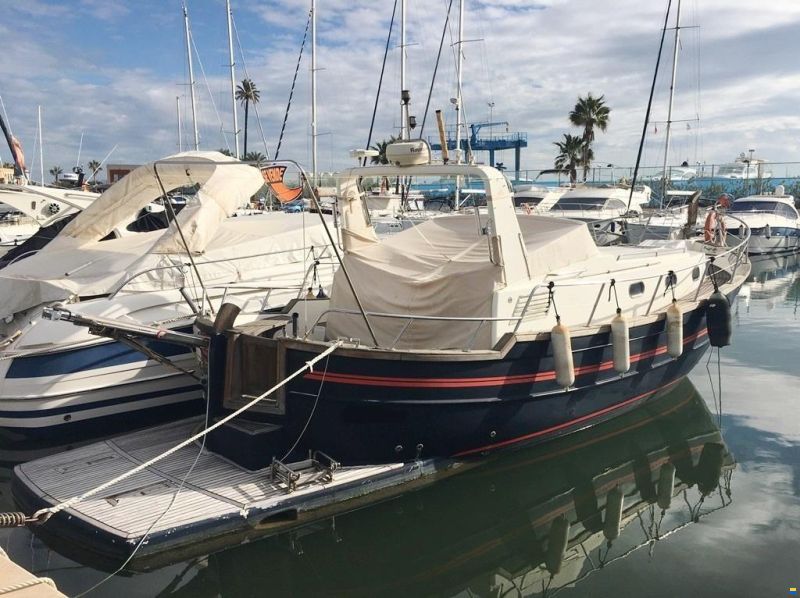 Menorquin Yacht 100 Open