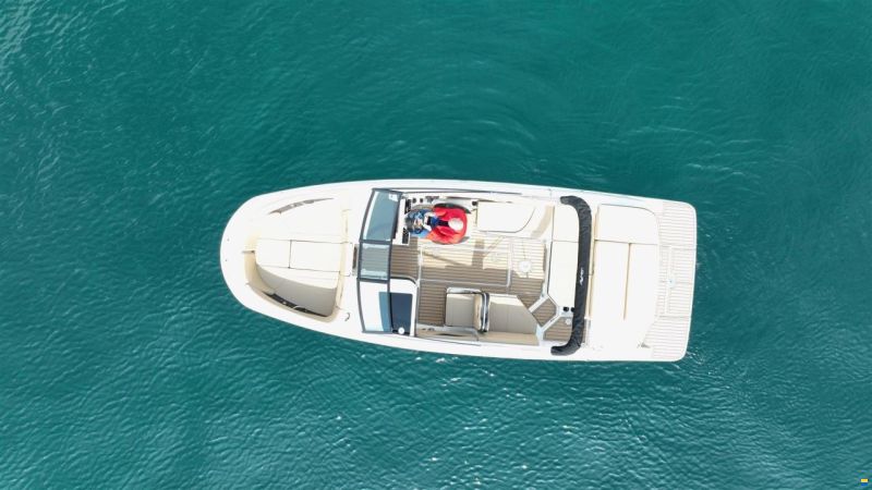 Sea Ray 230 SPX