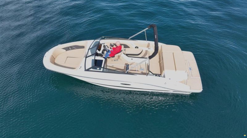 Sea Ray 230 SPX