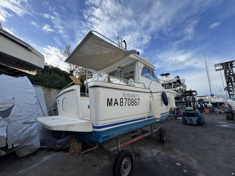 Beneteau ANTARES 755