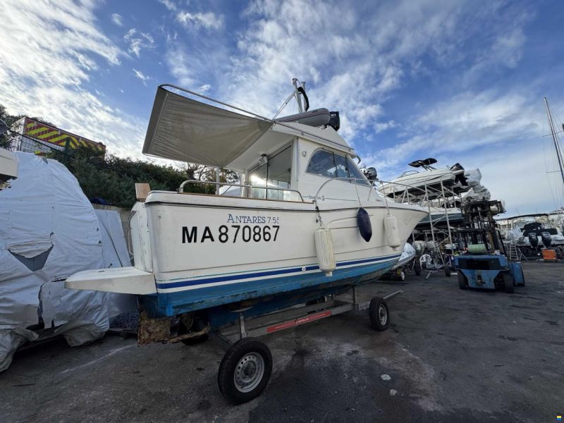 Beneteau ANTARES 755