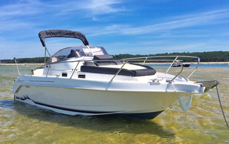 B2 Marine Cap Ferret 752 Cruiser Mercury Verado V8