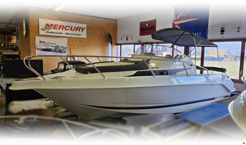 B2 Marine Cap Ferret 752 Cruiser Mercury Verado V8