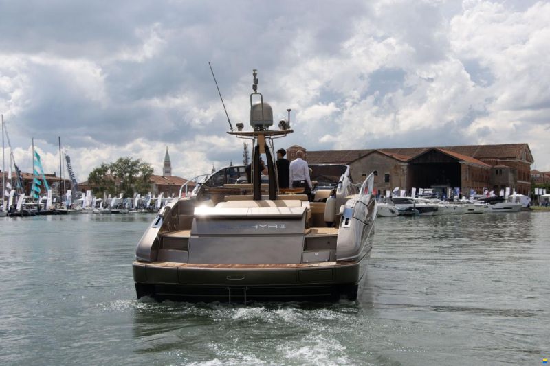 Riva Rivale 52