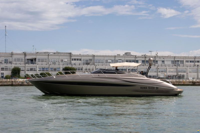 Riva Rivale 52
