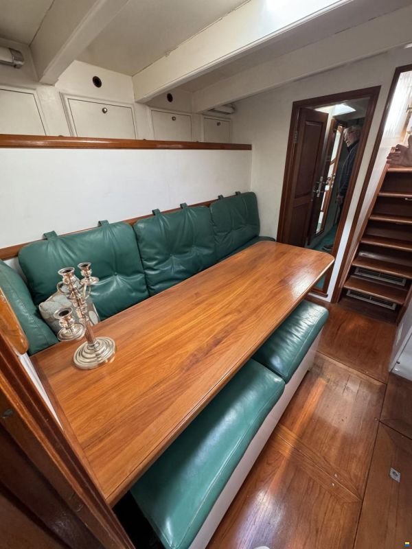 Classic 65ft Ketch Pilot House Classic K